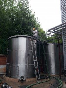 TANK CLEANING & SPILL CONTROL - Image 1